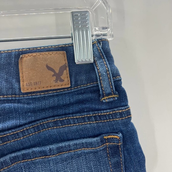 American Eagle Stretch Denim Fringe Cutoff Shorts Embroidered Floral Women's 00 - Picture 12 of 12